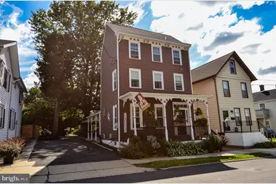 122 E Burlington Street, Bordentown, NJ 08505 - Photo 1
