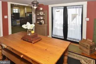 122 E Burlington St, Bordentown, NJ 08505 - Photo 17