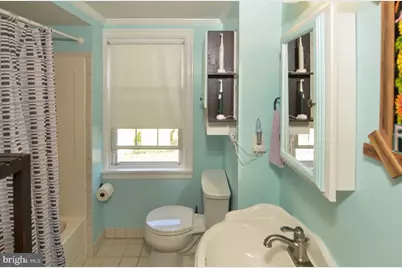 122 E Burlington Street, Bordentown, NJ 08505 - Photo 27