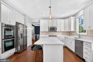 5 Cranbury Hill Ct, Mount Laurel, NJ 08054 - Photo 17