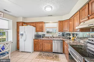 506 Violet Ct, Mount Laurel, NJ 08054 - Photo 9