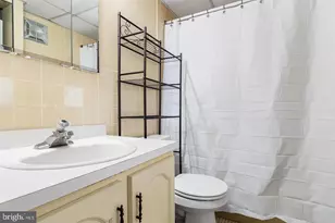 25 S Church Rd, Maple Shade, NJ 08052 - Photo 11
