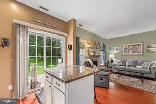 7804 Normandy Dr, Mount Laurel, NJ 08054 - Photo 11