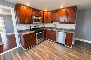 208 St Mary St, Burlington, NJ 08016 - Photo 13