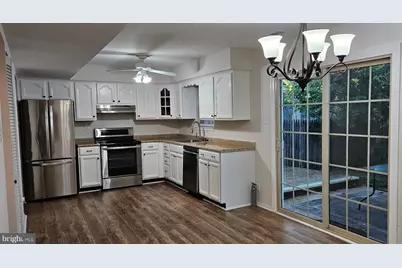 206 Charing Way, Mount Laurel, NJ 08054 - Photo 3