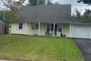 185 Hazelwood Cir, Willingboro, NJ 08046 - Photo 1