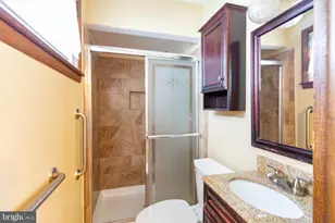 5 Lincoln Ave, Burlington, NJ 08016 - Photo 21