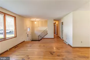 5 Lincoln Ave, Burlington, NJ 08016 - Photo 11