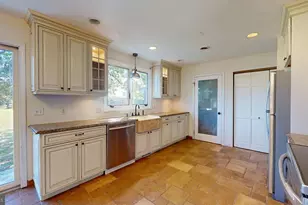 27 Reeves Station Rd, Medford, NJ 08055 - Photo 9