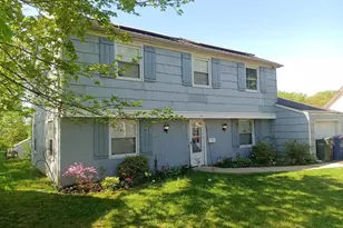 32 Palfrey Ln, Willingboro, NJ 08046 - Photo 1