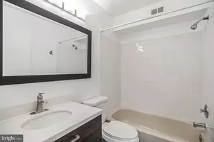 207 Sedgefield Dr, Mount Laurel, NJ 08054 - Photo 15