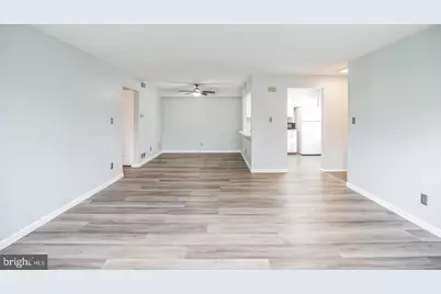 207 Sedgefield Drive, Mount Laurel, NJ 08054 - Photo 5