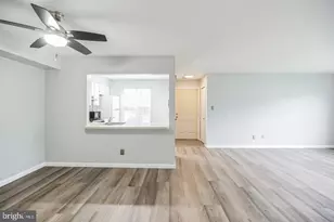 207 Sedgefield Dr, Mount Laurel, NJ 08054 - Photo 3