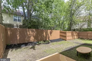205 Chaucer Ct, Mount Laurel, NJ 08054 - Photo 17