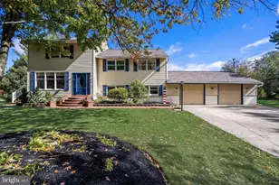 633 Orchard Way, Mount Laurel, NJ 08054 - Photo 1