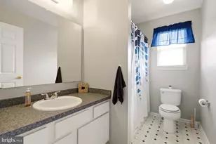 9 Roslyn Dr, Delran, NJ 08075 - Photo 19