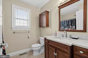 2 London Rd, Burlington, NJ 08016 - Photo 27