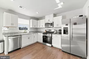 12 L Wendowski St, Beverly, NJ 08010 - Photo 9