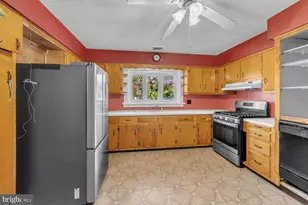 774 Charles St, Burlington, NJ 08016 - Photo 21