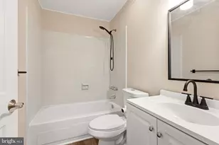 8 Kingston Way, Southampton, NJ 08088 - Photo 13