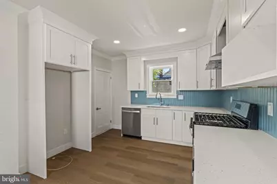 423 W Broad Street, Palmyra, NJ 08065 - Photo 17
