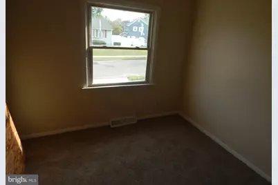 319 Monroe Avenue, Edgewater Park, NJ 08010 - Photo 9