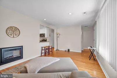 205 N Locust Avenue, Marlton, NJ 08053 - Photo 3