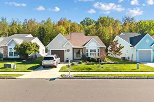 112 Peppergrass Dr S, Mount Laurel, NJ 08054 - Photo 1