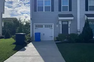 39 F. Parsons Blvd, Beverly, NJ 08010 - Photo 1