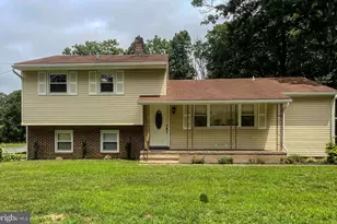 9 Waldens Dr, Bridgeton, NJ 08302 - Photo 1