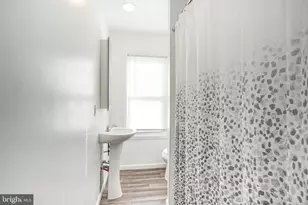 417 E Main St, Millville, NJ 08332 - Photo 9