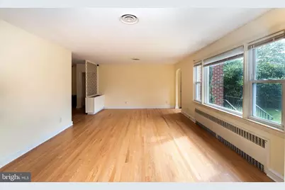 27 S State Street, Vineland, NJ 08360 - Photo 9