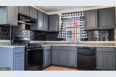 818 E Pear Street, Vineland, NJ 08360 - Photo 3