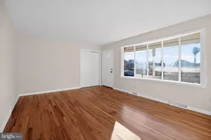 462 E Elmer Rd, Vineland, NJ 08360 - Photo 3