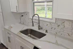 6 Fairfield Ave, Millville, NJ 08332 - Photo 9