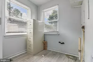 48 N Myrtle St, Vineland, NJ 08360 - Photo 15