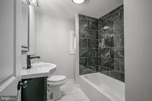 409 E Main Street E, Millville, NJ 08332 - Photo 35