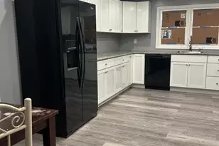 705 N 9th St, Millville, NJ 08332 - Photo 5