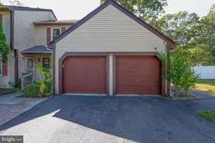 422 Debbie Ln, Millville, NJ 08332 - Photo 3