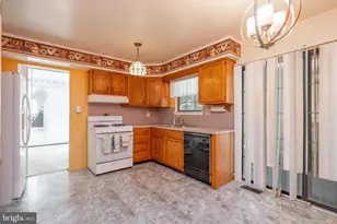 422 Debbie Ln, Millville, NJ 08332 - Photo 5