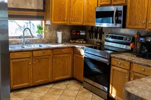 18 S Myrtle St, Vineland, NJ 08360 - Photo 7