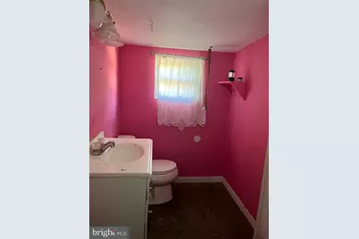320 E Mulberry Street, Millville, NJ 08332 - Photo 11