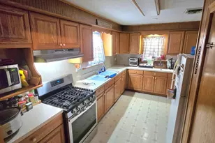 811 N 7th St, Millville, NJ 08332 - Photo 9