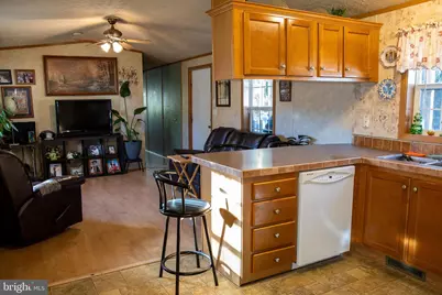 1976 N East Avenue #98, Vineland, NJ 08360 - Photo 11