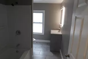 108 E Oak St, Millville, NJ 08332 - Photo 13