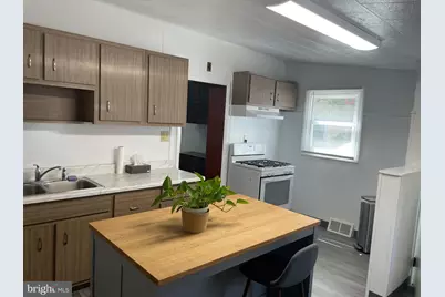 708 E Chestnut Avenue, Vineland, NJ 08360 - Photo 11