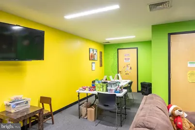 102 S 8th St S S, Millville, NJ 08332 - Photo 31