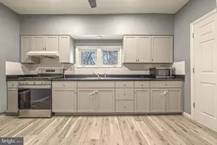 118 W Park Ave, Vineland, NJ 08360 - Photo 9