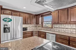 2386 Monroe Ave, Vineland, NJ 08361 - Photo 9