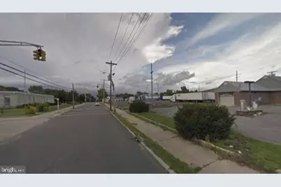 415 S 2nd St S S, Millville, NJ 08332 - Photo 9